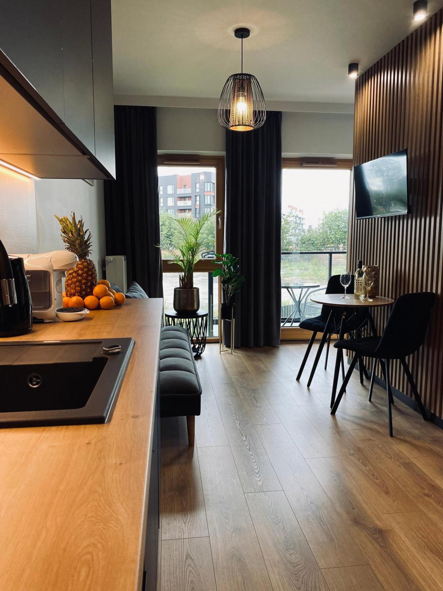 Motlawa Inn Apartment-Suna,Gym&Parking 格但斯克 外观 照片